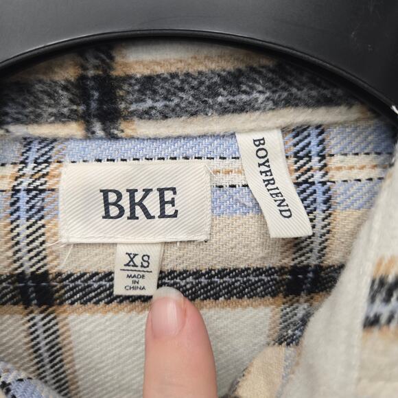 BKE Oversized Boyfriend Button Down Flannel Shacket Size XS - Picture 3 of 5